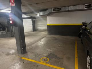 Aparcament cotxe a Carrer de martorell 20. Plaza parking en centro con buen acceso !