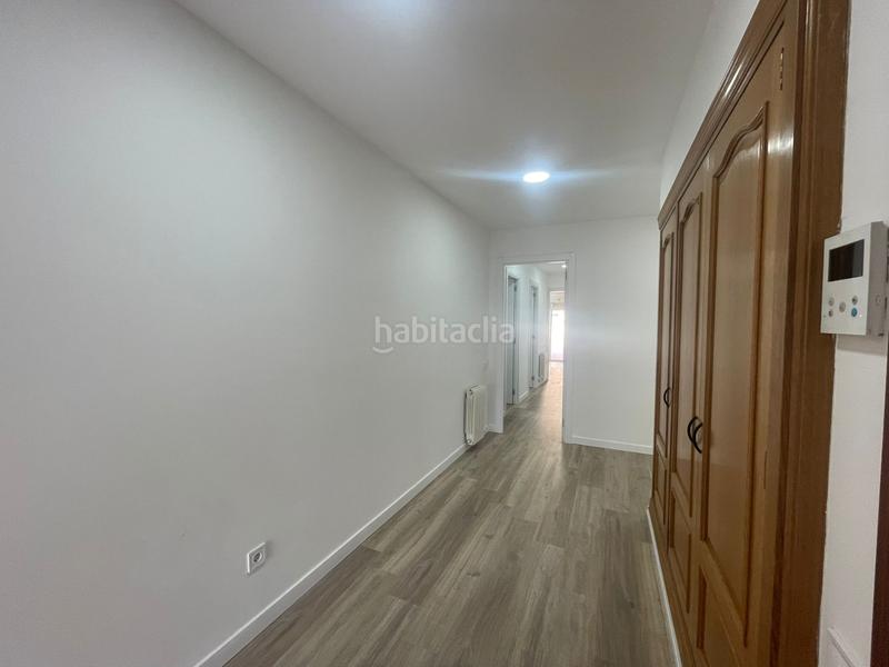 Foto b3fb1bfc-2784-48c1-9f2d-9ea79ddefc08. Piso en San Pere Terrassa