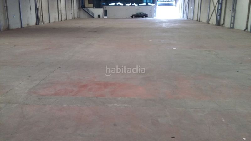 Foto 8424b8e3-b6bf-4b5b-87b7-c7c53f23e382. Nau industrial amb calefacció a Distrito Zeta - Recinto Ferial Cortijo de Torres Málaga