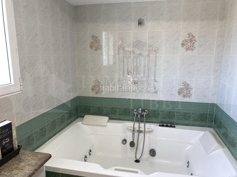 Foto 3734efb0-5aa6-4111-b2e1-62a799342d90. Chalet dans poligono monteblanco 2 dans Zona Galúa - Calnegre Manga del Mar Menor (La)