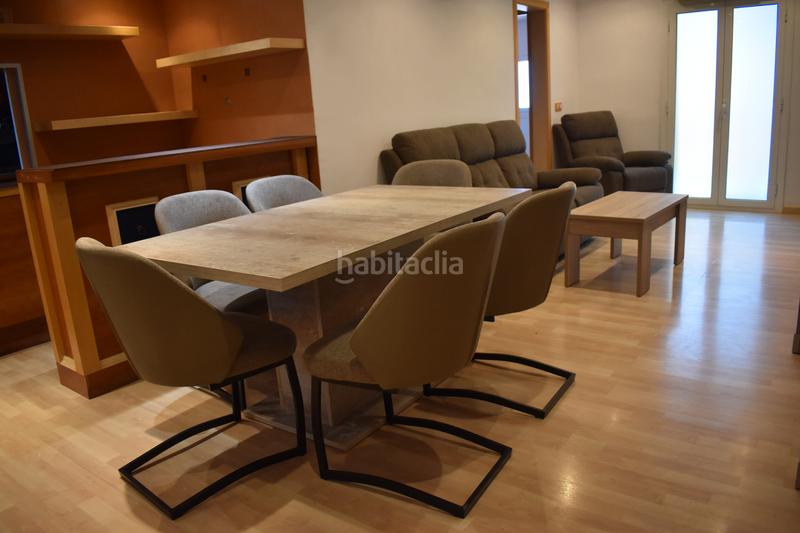 Foto 858f5fac-aa17-4d6b-b4a5-54202b992f03. Piso en passatge de caralt 11 piso en venta en zona tranquila y bien comunicada | 80 m² | 2 habitaciones | balcón privado en Santa Coloma de Gramenet
