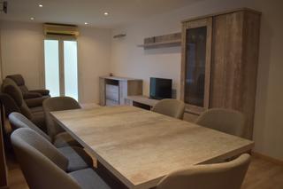 Piso en Passatge de caralt 11. Tu nuevo hogar en zona tranquila y bien conectada: piso de 80 m²