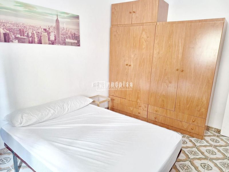Foto e73ee815-fde0-4eb5-8458-89ade054460e. Lloguer pis a Los Remedios Sevilla