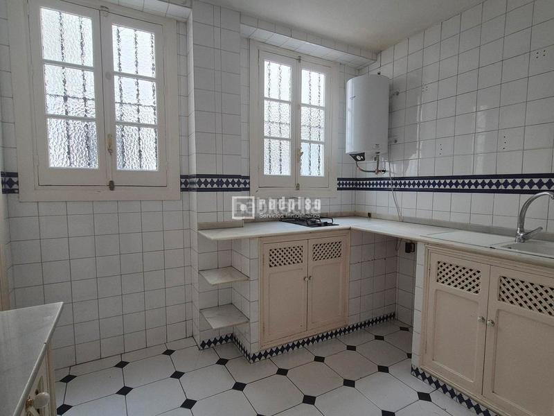 Foto 8dd1315a-73b4-4cbe-be0f-6e174d344e58. Flat with terrace in Los Remedios Sevilla