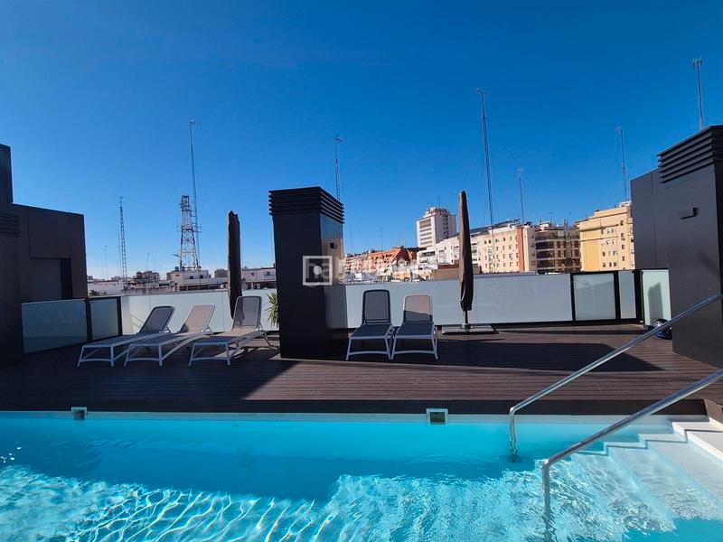 Foto 065bd022-f379-4d55-b04f-a8c0818c67b5. Affitto appartamento con riscaldamento parcheggio piscina in Sevilla