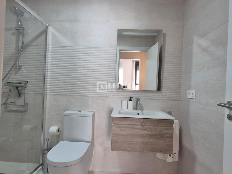 Foto 28349461-1ac0-408d-a130-39952e81aaa0. Location appartement avec chauffage parking piscine dans Sevilla