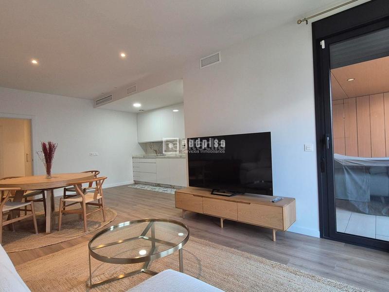 Foto 6579486d-aa3c-4108-9782-4d7eb090fcf3. Location appartement avec chauffage parking piscine dans Sevilla