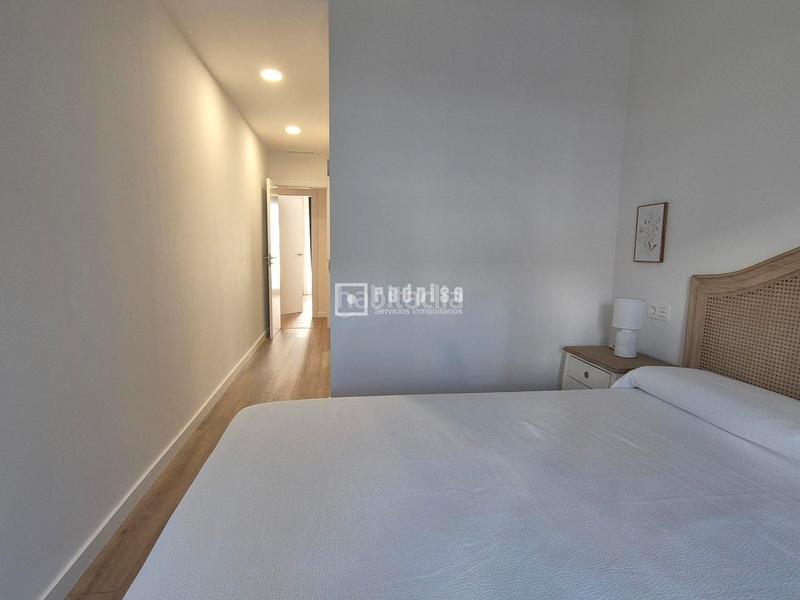 Foto ffe1c03e-b6c9-4808-bb3f-10e42c6d55d3. Miete etagenwohnung mit heizung parking pool in Los Remedios Sevilla