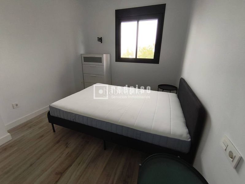 Foto 0352b122-23ba-4ff9-aa10-8a0c111ca4d8. Lloguer pis amb calefacció aparcament piscina a zona nueva Camas - marcelino camacho Camas