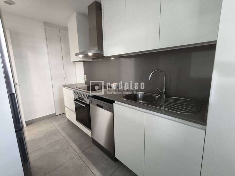 Foto df86ad51-9917-4187-94e2-3dc05b6a0c58. Lloguer pis amb calefacció aparcament piscina a zona nueva Camas - marcelino camacho Camas