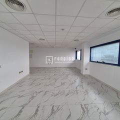 Office space  Apía. Oficina en edificio ágora  sevilla este