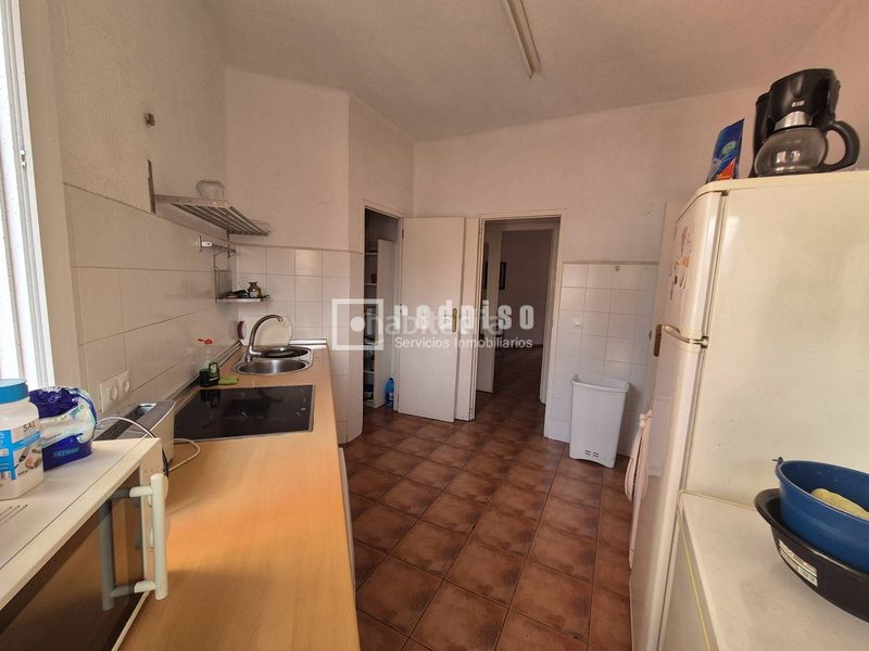 Foto 478e2d98-dfc7-4d49-9666-237cd7901060. Piso en Los Remedios Sevilla