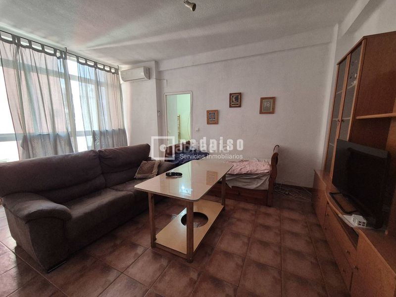 Foto c37762b5-c36e-4514-b127-dd39b5c72694. Piso en Los Remedios Sevilla