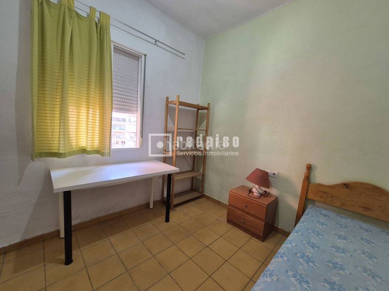 Foto fdfe4805-d5cc-4a56-ae5e-6537060a3faf. Piso en Los Remedios Sevilla