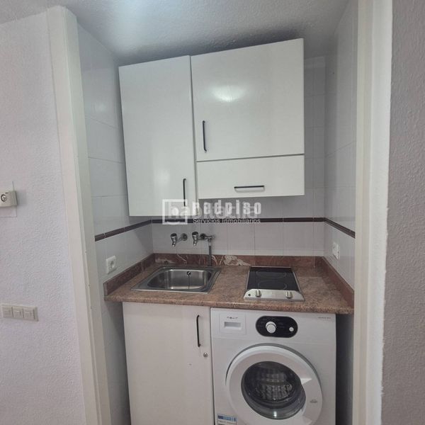 Foto bf2be026-21ce-4135-9fdd-bb8f1e96983a. Estudi amb calefacció a Triana Este Sevilla