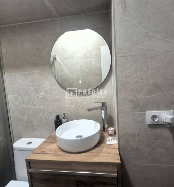 Foto d5b95531-b2d4-4b14-a5d9-e99369230d1c. Apartament a Triana Este Sevilla