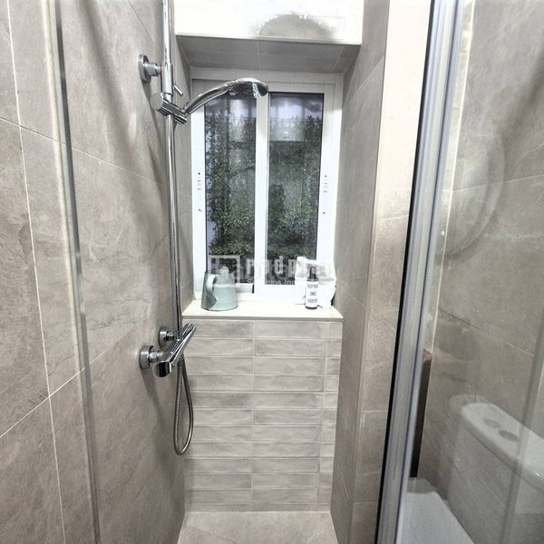 Foto edf7dbee-68a9-4440-9946-a32bc388bcbe. Apartament a Triana Este Sevilla