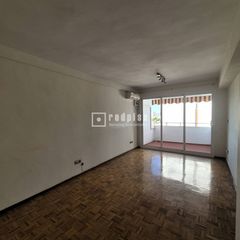 Flat in Presidente Adolfo Suárez