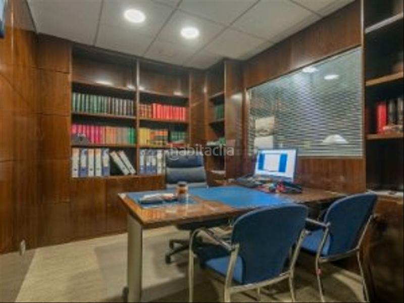 Foto bd12bfcf-c428-48d4-b172-a01faa2452e8. Oficina en Sant Ramon - Maternitat Barcelona