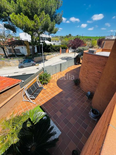 Foto daa15223-0aa8-414a-bb58-4e257ea57cb2. Xalet amb xemeneia calefacció aparcament piscina a Piera