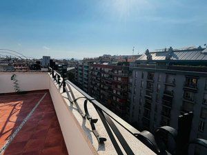 Attique  Avinguda de madrid