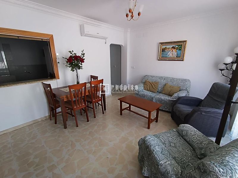 Foto 542fb6d3-b94c-4c22-a130-ed74e6ee700b. Casa amb aparcament a Triana Este Sevilla