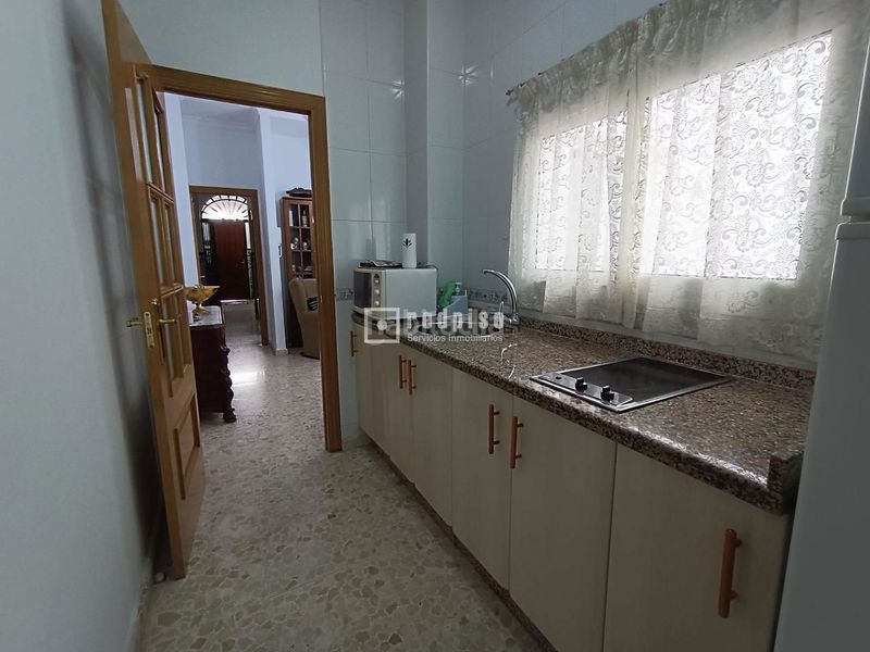 Foto 94d22c47-7553-4aad-ba51-3943c630fcf0. Casa amb aparcament a Triana Este Sevilla
