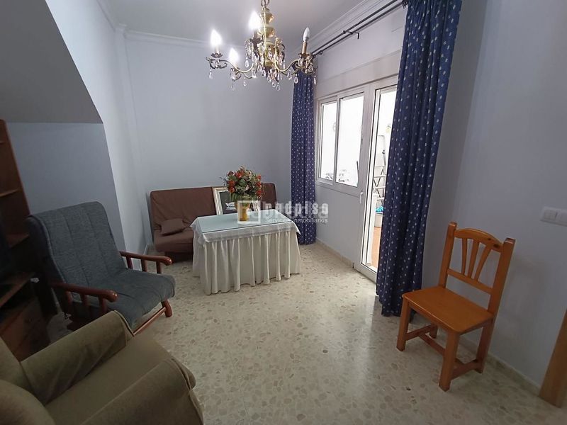 Foto 9723ce59-56ef-472b-be8d-4643922d2ae4. Casa amb aparcament a Triana Este Sevilla