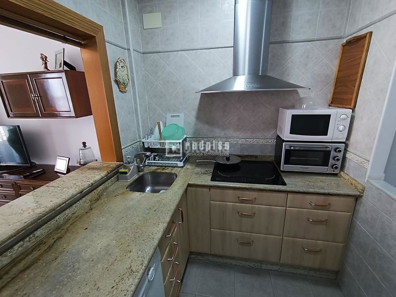 Foto db5dd0c4-b0c7-4142-9cdc-e741fa1dfab9. Casa amb aparcament a Triana Este Sevilla