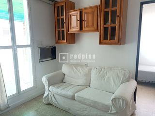 Rent Penthouse  Trabajo. Ático en alquiler, disponible para 11 meses.