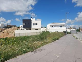 Terrain résidentiel à La Zubia Ciudad