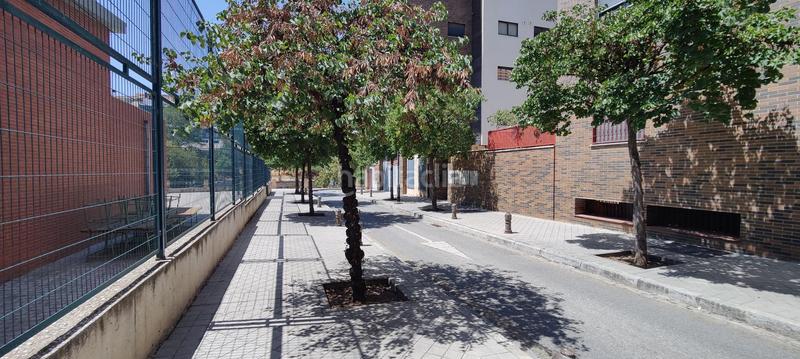 Foto 1f923838-9cec-4a5f-9acb-9ca534c0f1e8. Piso  con tres dormitorios en zona peatonal junto al rio genil en Granada