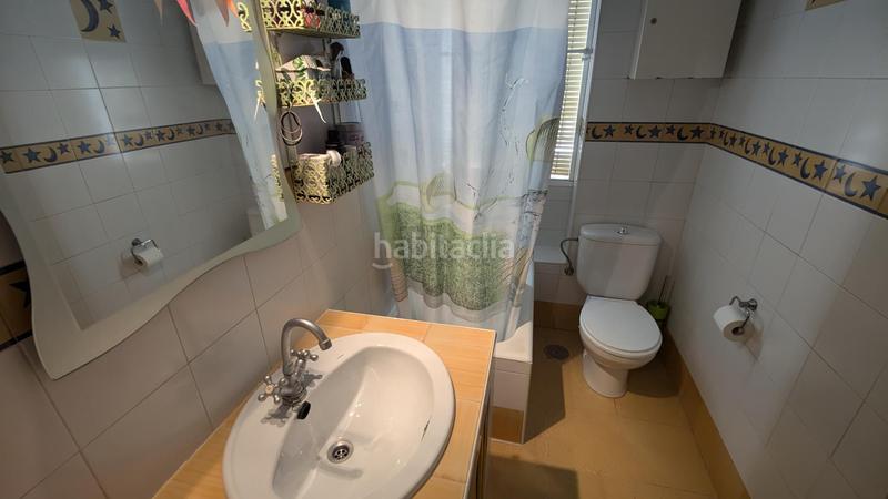 Foto 5d8ffe5a-2b11-4dde-8762-06e57063ae14. Piso  con tres dormitorios en zona peatonal junto al rio genil en Granada
