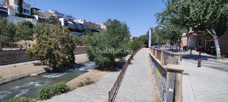 Foto 7dc7a8d4-eb5d-40f4-8b73-353a6450ea7d. Piso  con tres dormitorios en zona peatonal junto al rio genil en Granada