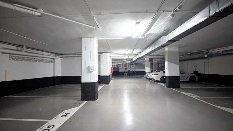 Foto f22424b7-534f-40eb-a75f-f4425d2cf951. Autoparkplatz in Fígares Granada