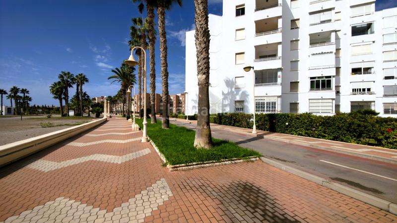 Foto 3a9bb754-c072-4496-a58b-2af4db91b83f. Flat with heating parking in Playa de Granada Motril