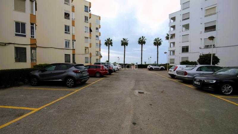 Foto e4752c85-f2ad-481c-a121-da2f55252f6b. Flat with heating parking in Playa de Granada Motril