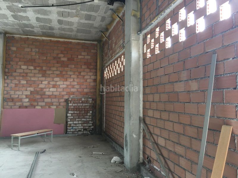 Foto 3a1408e2-414d-494b-803b-075b4d3f37d4. Local comercial a Las Flores - Huerta Gabias (Las)
