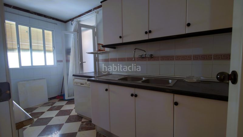 Foto f4edb6c8-02f1-45c6-a515-c17e0cbb58d6. Pis amb calefacció aparcament a Cenes de la Vega