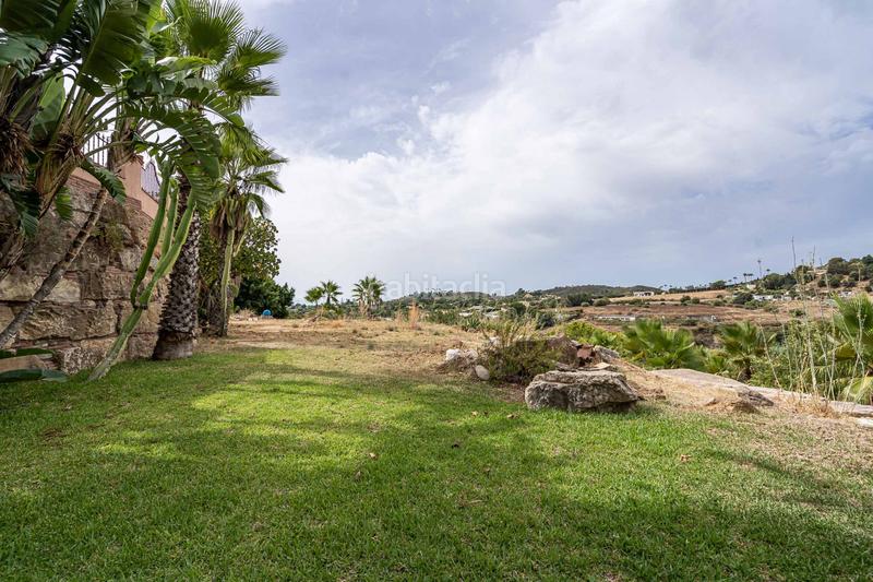 Foto f01f7727-721f-4407-8cc9-d12e2d4c3acb. Casa amb aparcament a Los Llanos Estepona