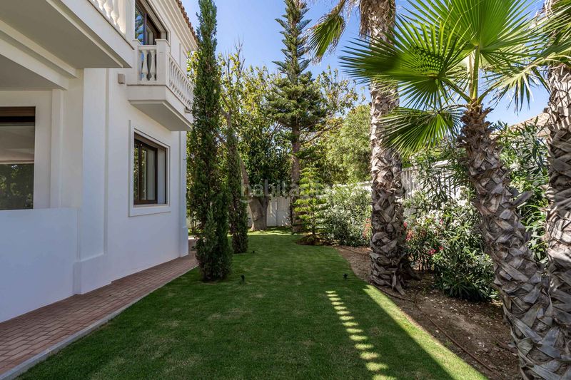 Foto 9b63526b-b872-445d-8ea3-ea34a43e8c22. Casa amb aparcament piscina a Casasola Estepona