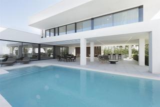 Casa a Benahavís pueblo. Villas de lujo de 5 dormitorios con vistas panorámicas en la alq