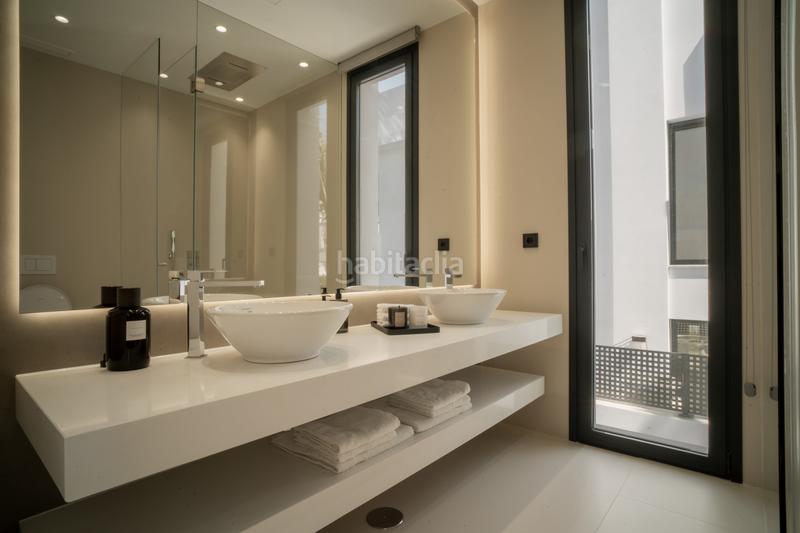 Foto 25c6cdde-dd38-4403-ab3c-960cf2b8269f. Casa villas modernas en rio verde en Las Lomas de Río Verde Marbella