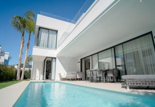 Casa a Las Lomas de Río Verde. Villas modernas en rio verde