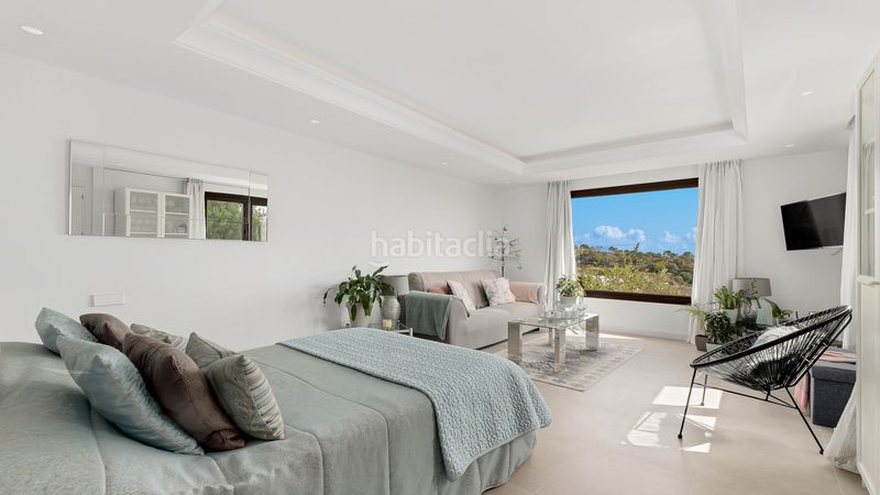 Foto 5779883e-8635-43ee-b23e-1321bdd258ec. Casa amb aparcament piscina a La Concha - Resina Golf Estepona