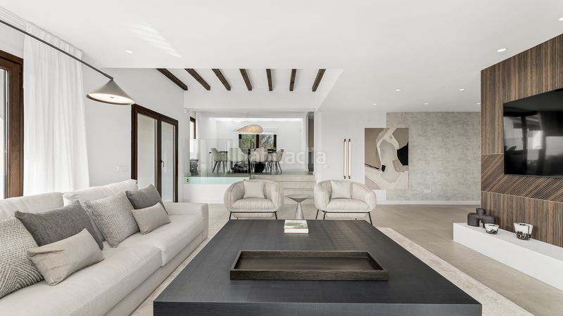 Foto c30af0d3-b108-4217-830b-42a86fc28ef5. Casa amb aparcament piscina a La Concha - Resina Golf Estepona