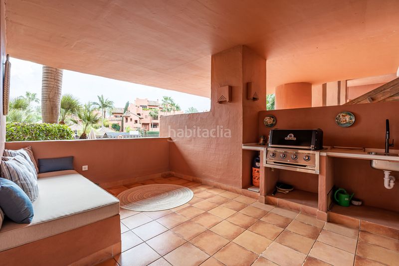 Foto cee93b54-3e26-4129-89db-5fc29c4f45fb. Planta baixa amb aparcament piscina a Guadalmansa Estepona