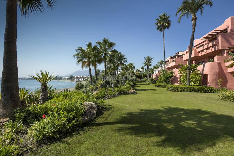 Foto 39b7975e-9319-44ee-8186-70fdb87d2050. Planta baja en Guadalmansa Estepona