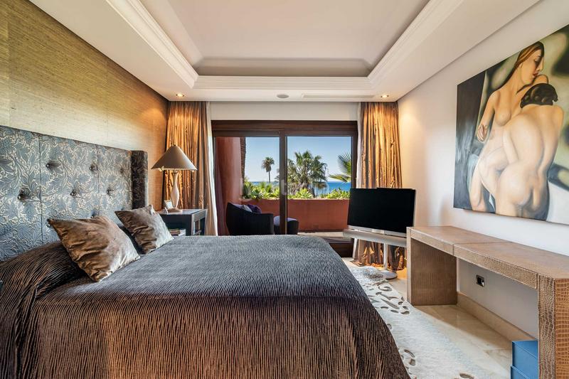 Foto 9536713d-eeae-4496-a05b-6bdf47ec16c9. Tríplex a costalita ii 0 a Guadalmansa Estepona