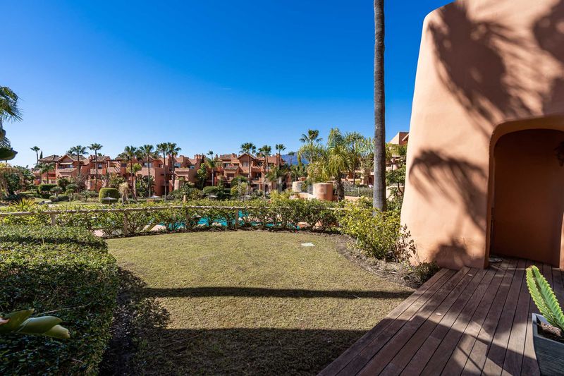 Foto 81ea5297-6c4d-4ad4-ae70-6bb5eb3e0a6b. Planta baixa amb aparcament piscina a Sotoserena Estepona
